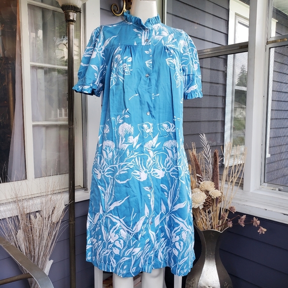 Vintage Ruffle Puff Shoulders Snap Front Pleated 2 Pockets Floral Mumu Dress - Picture 10 of 10